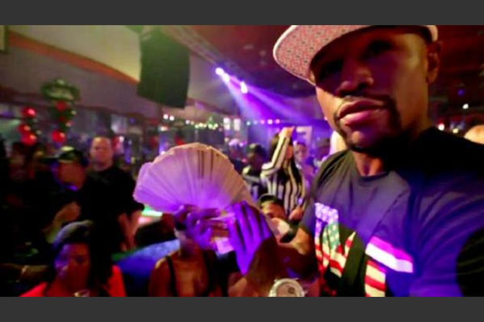 El boxeador Floyd Mayweather regaló US$35 mil a strippers de un centro nocturno. (Foto: TMZ)