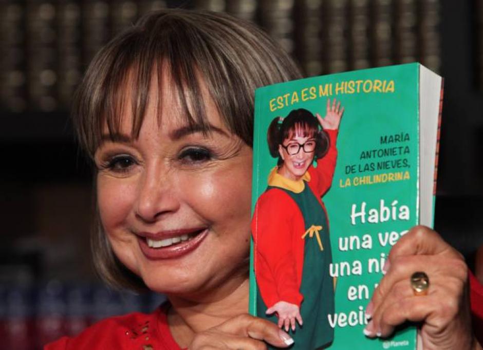 La "Chilindrina" presentó su libro "Había una vez una niña en la vecindad", donde recoge los más íntimos momentos de su carrera. (Foto: Sipse.com)