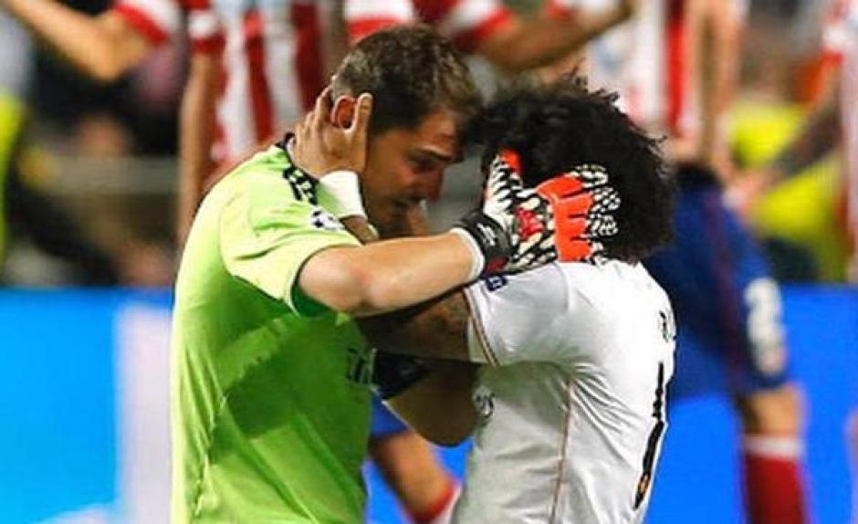Marcelo compartió muchas emociones tratando de evitar la llegada de los rivales al arco de Iker Casillas. Hoy se despidió con mucho sentimiento de su compañero y amigo.&nbsp;