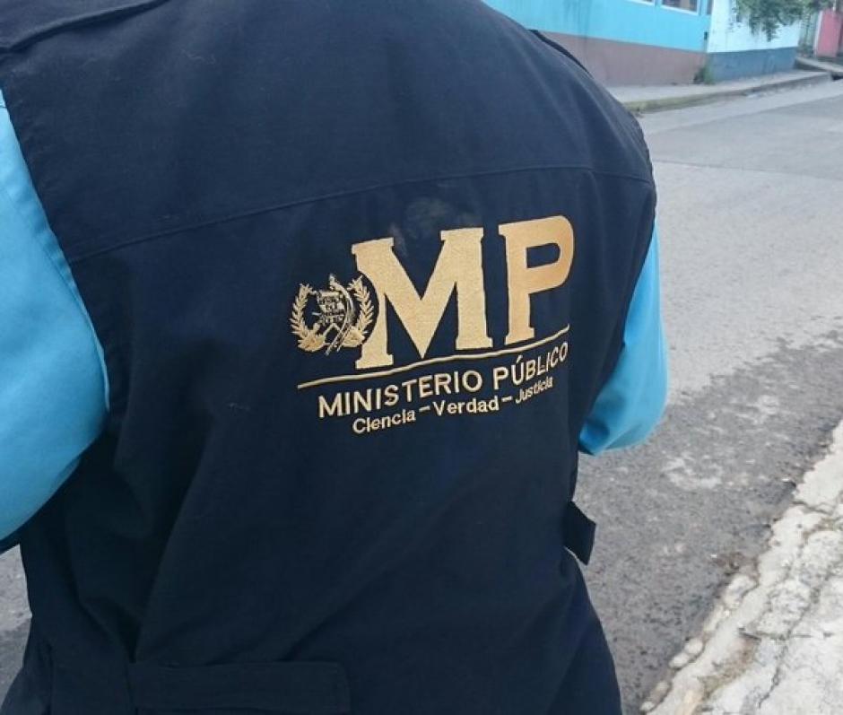 El Ministerio Público realiza varios allanamientos para capturar a exfuncionarios municipales de El Palmar, Quetzaltenango por supuestos actos de corrupción. (Foto: Ministerio Público)