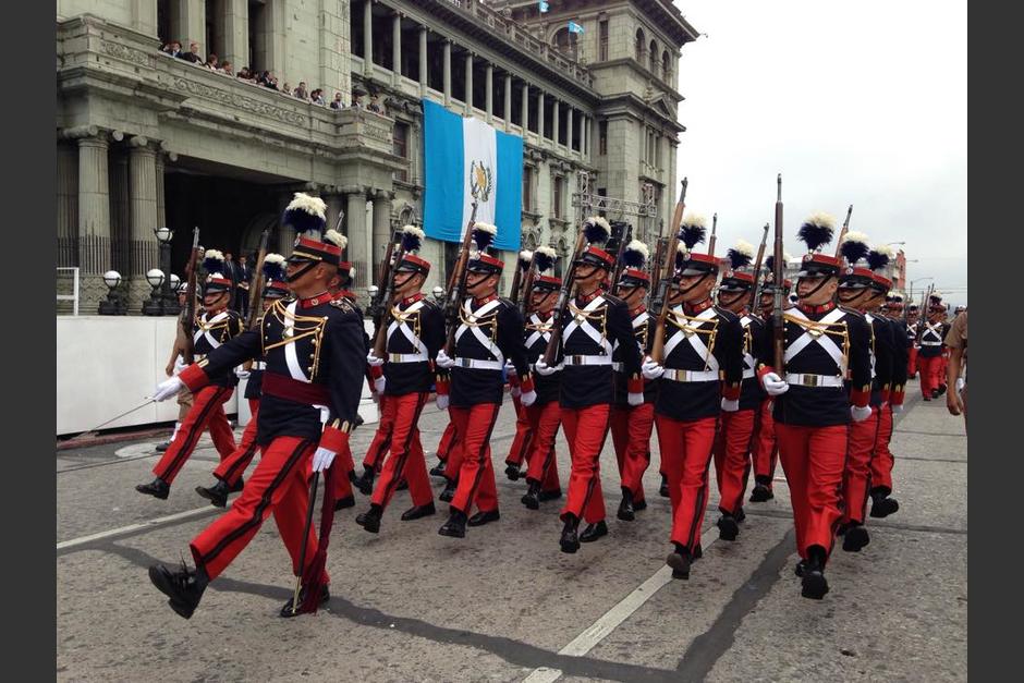 Desfile Cívico Celebra 194 Años De Independencia En Guatemala 7792