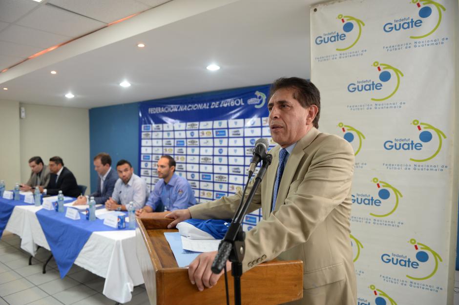 Brayan Jiménez (D), presidente de la Federación de Fútbol de Guatemala, está siendo requerido por Estados Unidos por el Caso FIFA. (Foto: Archivo/Nuestro Diario)