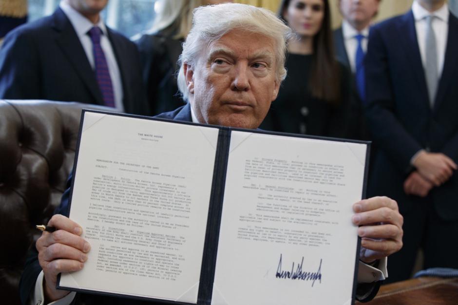 La firma de Donald Trump revela varias características de su personalidad. (Foto: Yahoo)