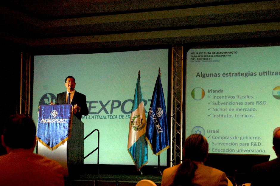 Lisardo Bolaños explicó durante una actividad de Agexport que el país tiene muchas oportunidades de crecer en la exportación de servicios tecnológicos, pero que se necesita de inversión, educación y promoción de sus valores. (Foto: Fredy Hernández/Soy502)