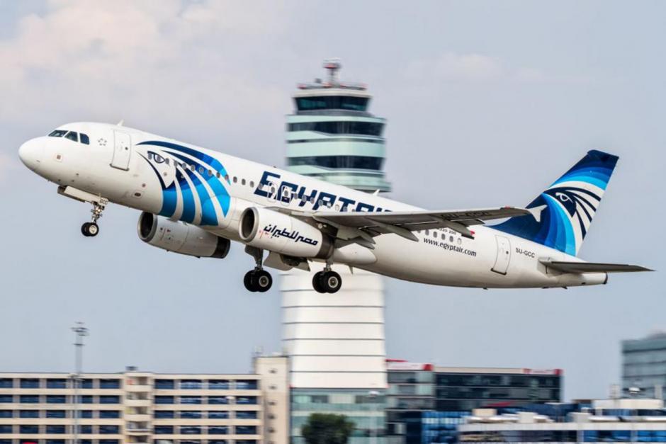 Según experto, se manejan tres posibles causas que podrían haber provocado la caída del avión de EgyptAir.(Foto:&nbsp;independent.co.uk)