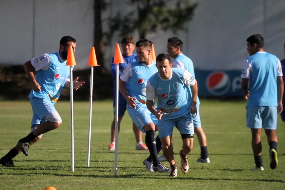 Marco Pappa en pleno trabajo en con la Bicolor. (Foto: Luis Barrios/Soy502)