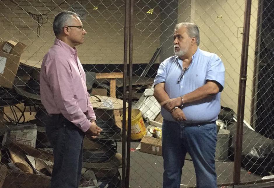 Salvador González, alias Eco, uno de los presuntos cabecillas de la defraudación aduanera conocida como "La Línea", debe regresar a prisión preventiva. (Foto: Archivo/Soy502)