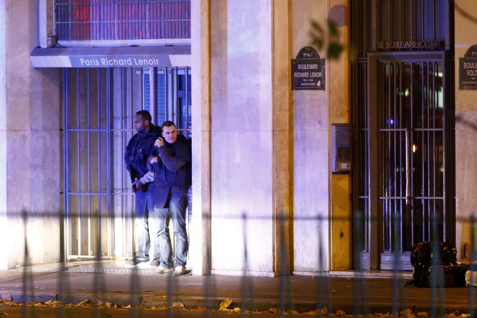 Las autoridades francesas detallan que abatieron a tres de los cuatro terroristas que secuestraron a un centenar de personas en una sala de conciertos(Foto: EFE)&nbsp;