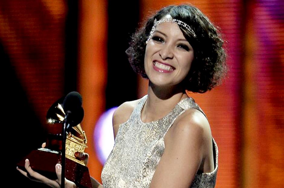 Gaby Moreno brilla y dedica el Grammy Latino a Guatemala