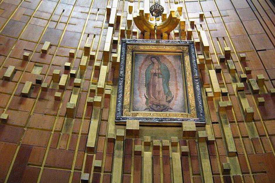 Nuestra Señora de Guadalupe es una advocación mariana de la Iglesia católica, cuya imagen tiene su principal centro de culto en la Basílica de Guadalupe, en el norte de la ciudad de México.