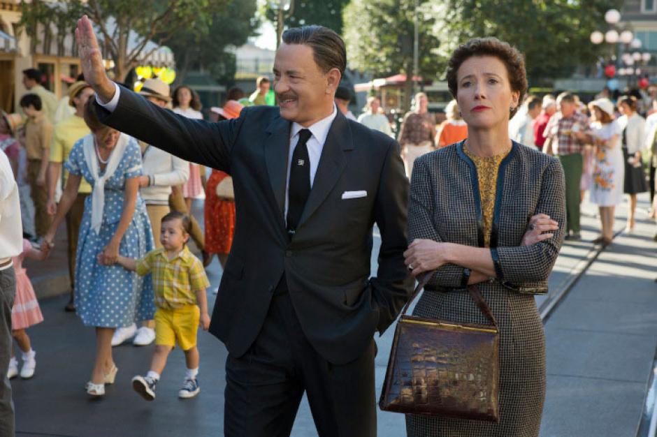 El actor Tom Hanks interpreta a&nbsp;Walt Disney y&nbsp;P.L. Travers, la creadora de Mary Poppins, será interpretada por&nbsp;Emma Thompson.