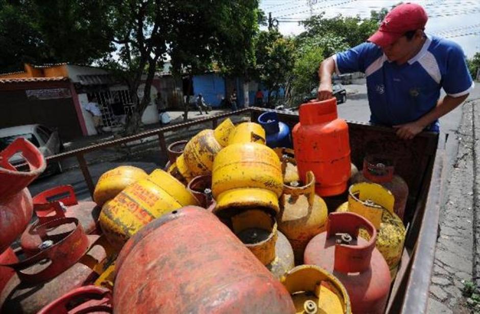 Los guatemaltecos han visto reflejada una disminución en el precio del gas propano y de la gasolina en los últimos días del 2014 y los primeros del 2015.&nbsp;