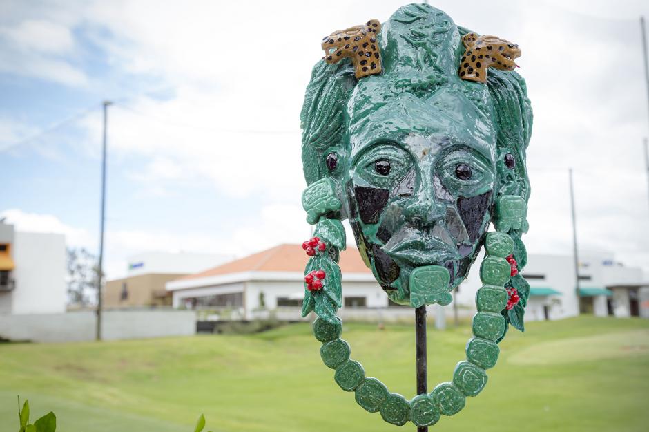 Este año el trofeo es un rostro maya prehispánico, elaborado en jade y piedras preciosas. Su valor supera los dos mil dólares. (Foto: George Rojas/Soy502)
