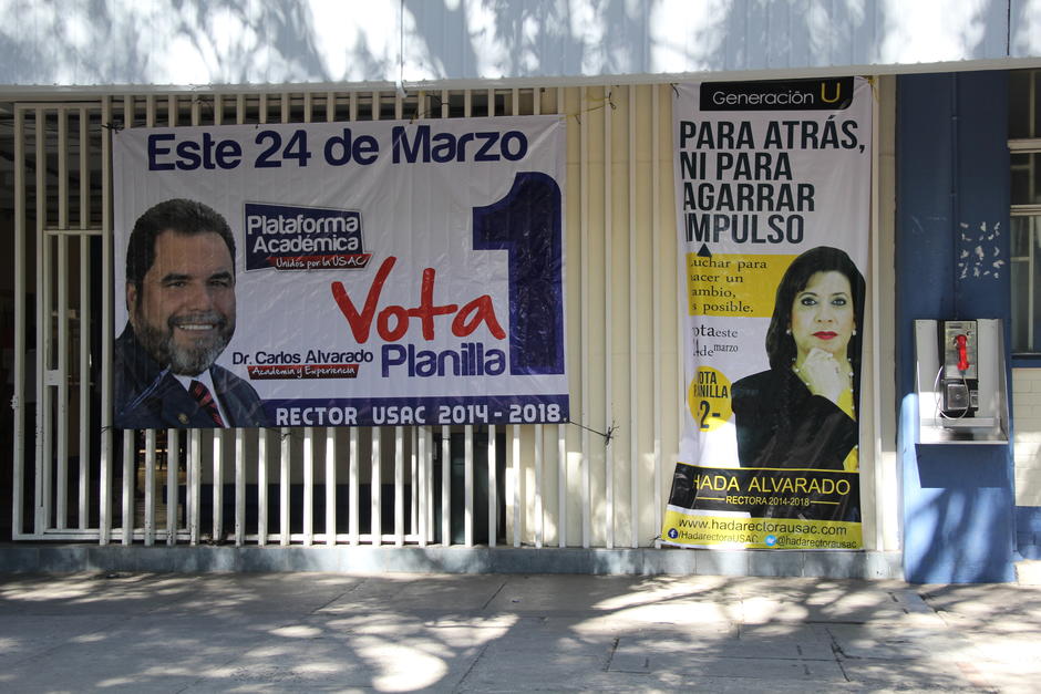 En toda la Universidad de San Carlos de Guatemala se observan pancartas que invitan a votar por las planillas de cada uno de los dos candidatos (Foto: Alexis Batres/soy502)
