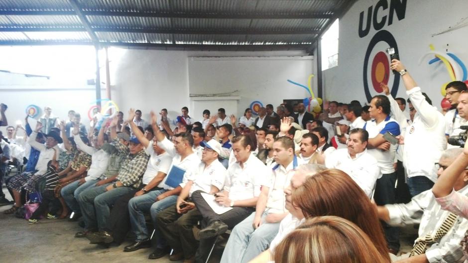 La asamblea de la UCN durante la aprobación por votación de diputados representantes del partido&nbsp;