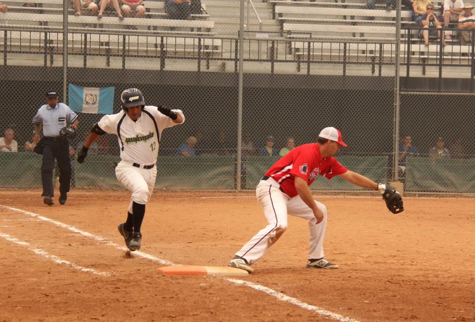 Guatemala cayó en su cuarto partido en el Mundial de Softbol, disputado en Canadá. (Foto: Asosoft)