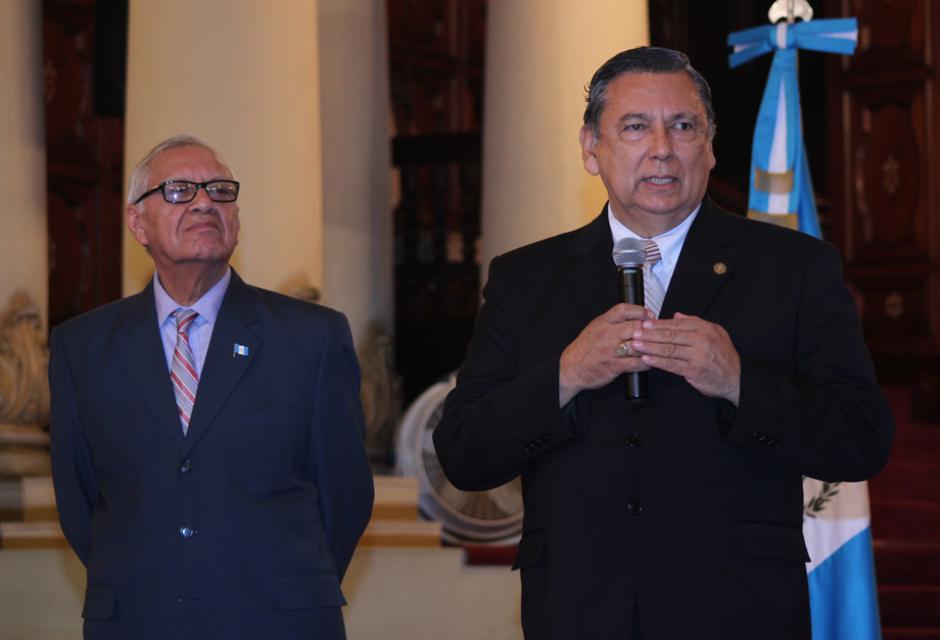 El vicepresidente Alfonso Fuentes brindó su primera conferencia de prensa junto al presidente Alejandro Maldonado. (Foto: Alejandro Balán/Soy502)