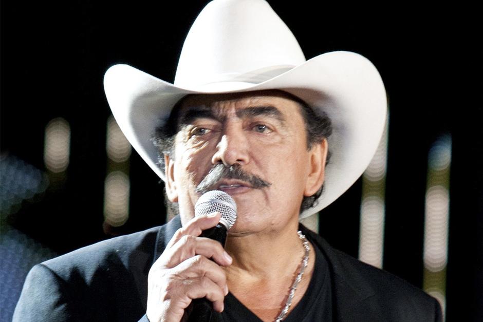 Joan Sebastian es intérprete de éxitos de la música mexicana como ‘Tatuajes’, ‘Secreto de amor’ y ‘Juliantla’.