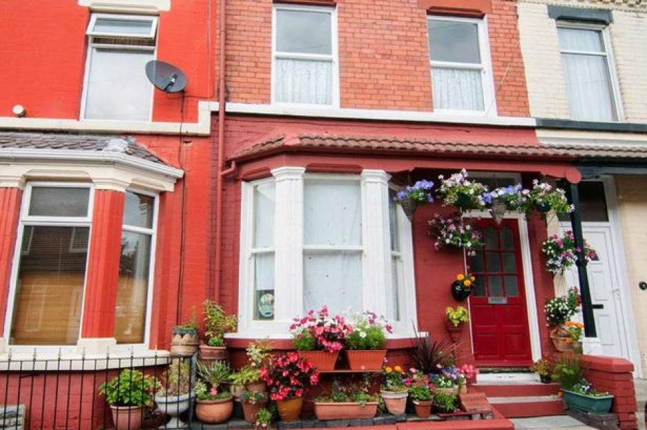 El primer hogar del integrante de Los Beatles se ubica en la calle de Newcastle, del barrio Wavertree, en Liverpool, Inglaterra