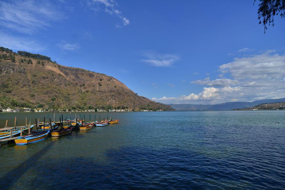 La Contraloría General de Cuentas recomendó suspender definitivamente el proyecto de limpieza del Lago de Amatitlán. (Foto: Archivo/Soy502)