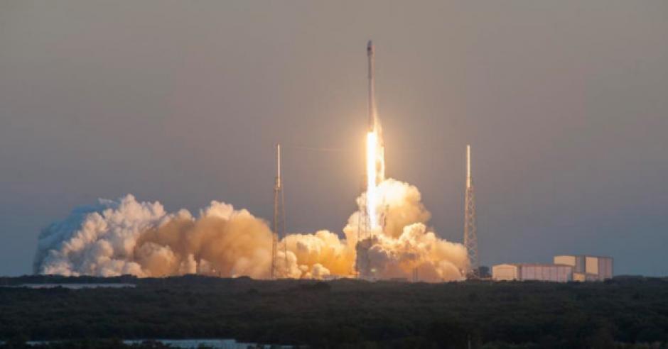 En menos de cuatro días la empresa intentó hacer tres veces el lanzamiento. (Foto NASA)