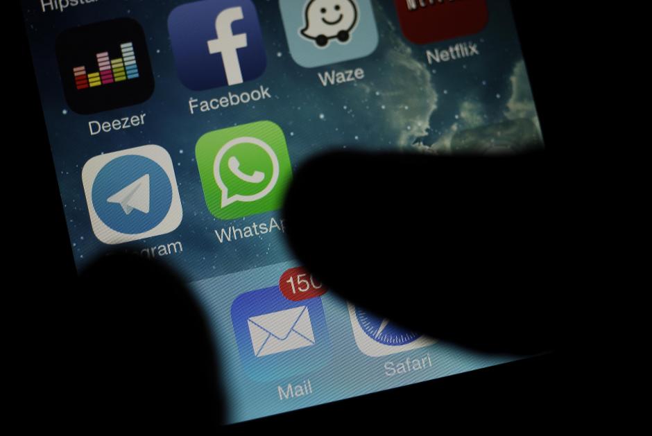 Telegram vs. WhatsApp. &nbsp;¿Quién ganará el pulso de la mensajería instantánea por móviles? &nbsp;(Foto: Jesús Alfonso/Soy502)