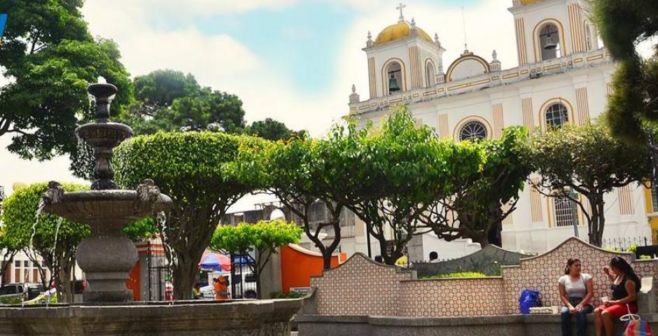 La disputa por quedarse con la alcadía en Mixco se concentrará entre dos aspirantes, el actual alcalde y un viejo conocido de los vecinos de ese municipio. (Foto: Facebook Municipalidad de Mixco)