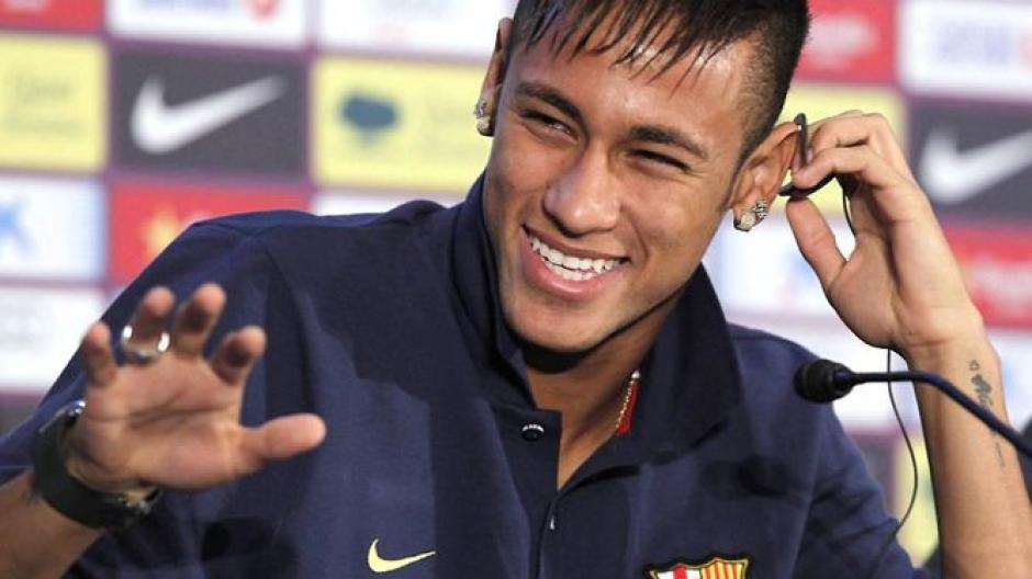 El delantero brasileño, Neymar Jr. renovó contrato con el FC Barcelona. (Foto: EFE)