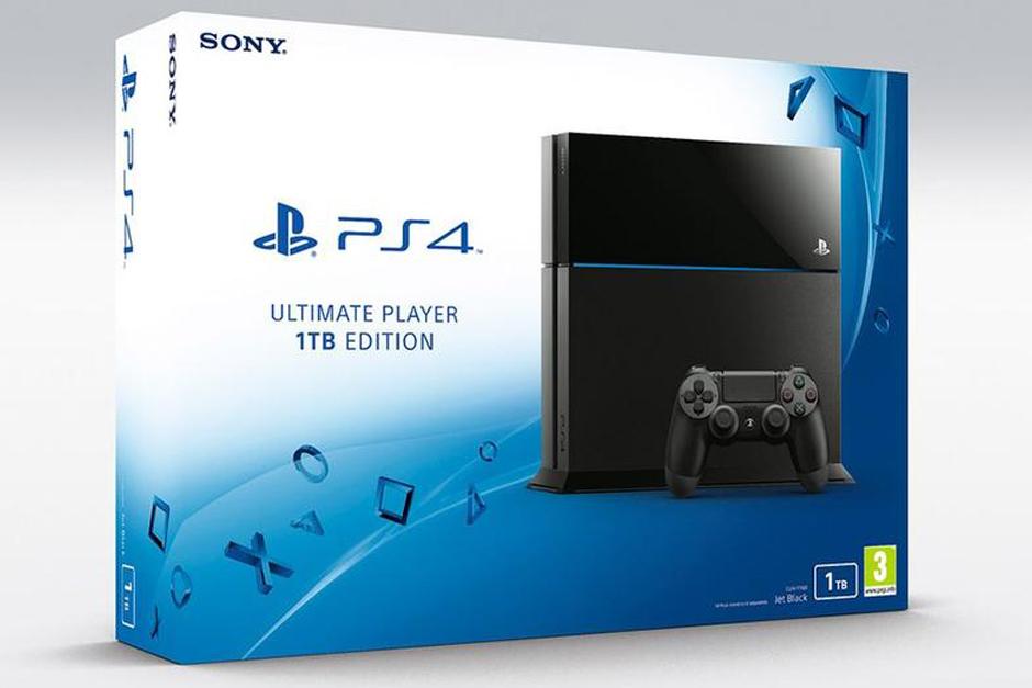 La nueva consola PlayStation 4 con serie CUH-1200 de PS4 pesará unos 2.5 kilogramos. (Foto: Sony)