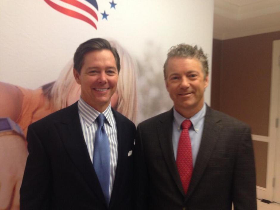 El Senador republicano (derecha) Rand Paul visitará Guatemala en una misión humanitaria. &nbsp;(Foto: @SenRandPaul)