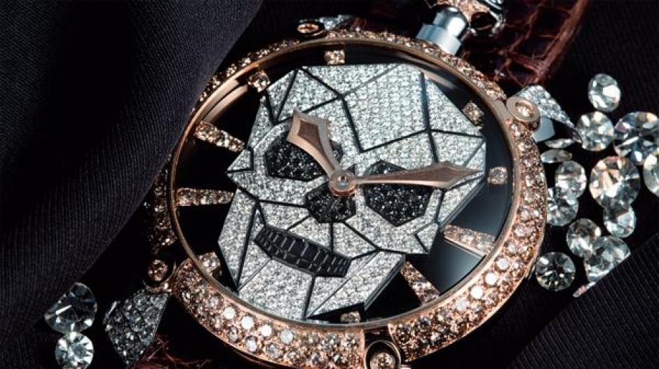 El reloj tiene oro y diamantes. (Foto: Infobae)