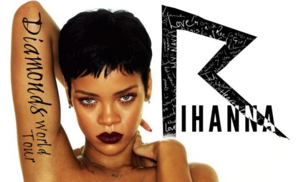 La cantante Rihanna crea polémica al publicar comentarios después de su concierto en República Dominicana.