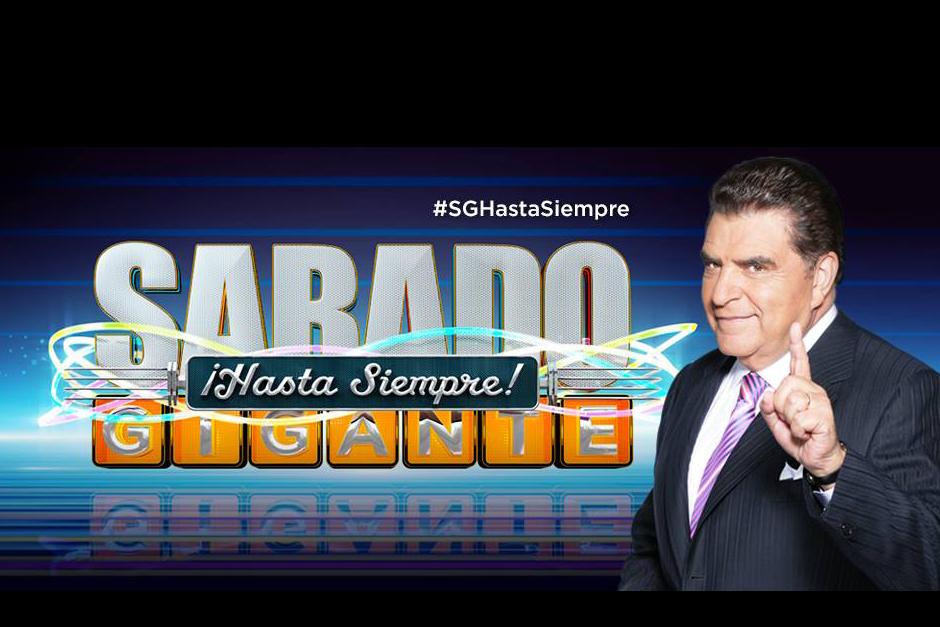 Don Francisco tiene una estrella en el Paseo de la Fama de Hollywood desde junio de 2001 y se le puso su nombre a una calle en Santiago de Chile (2002) y a otra en el Alto Manhattan de Nueva York (2015).