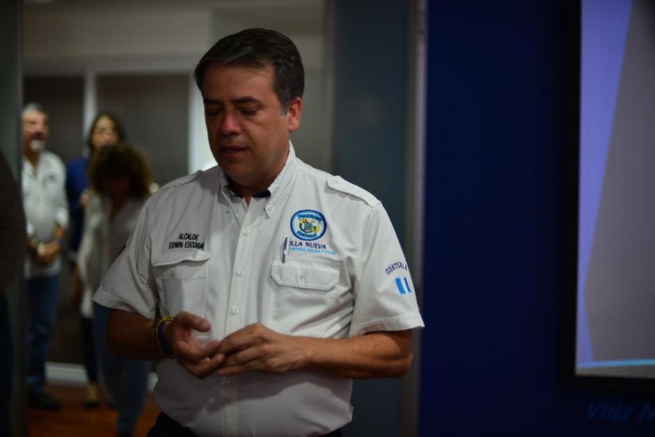 El alcalde de Villa Nueva, Edwin Escobar explicó sobre la denuncia. (Foto: Jesús Alfonso/Soy502)