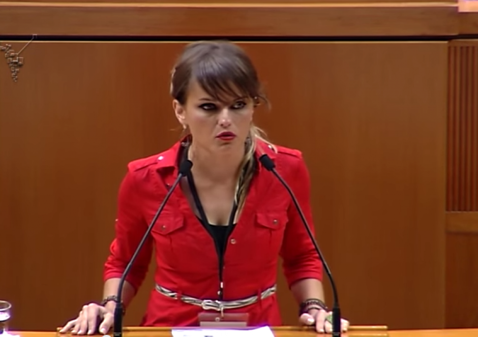 El discurso de Gloria Álvarez en el Parlamento Iberoamericano de la Juventud, en Zaragoza, España, sobre el tema del populismo, ha dado de que hablar en las redes sociales y medios de comunicación de ese país. (Foto: YouTube)