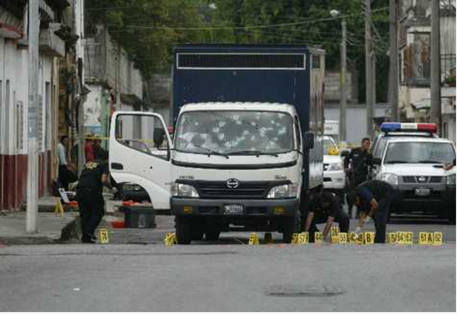 El analista en temas políticos Renzo Rosal señala que las maras podrían incidir en el proceso electoral por la violencia que generan. (Foto: EFE)&nbsp;