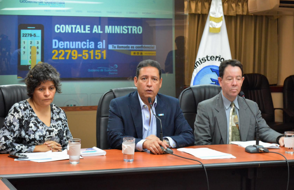 El ministro de salud, Mariano Rayo, asegura que harán todo lo posible legalmente para evitar que se cancelen los medicamentos genéricos. (Foto: Ministerio de Salud)&nbsp;