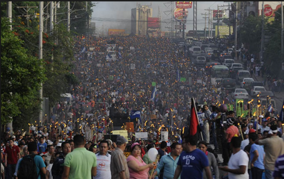 Los indignados en Honduras han solicitado una comisión de la ONU que ayude a reducir los índices de corrupción. (Foto: La Tribuna)&nbsp;