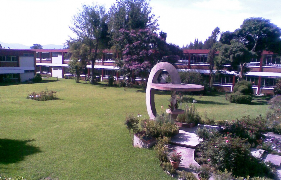 Un estudiante del Liceo Javier murió ahogado en la piscina del Centro Educativo ubicado en la zona 12 capitalina. (Foto: Internet)