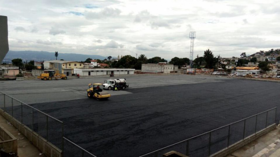 Los trabajos para el estadio de Mixco se reiniciaron. (Foto: Neto Bran/Facebook) 