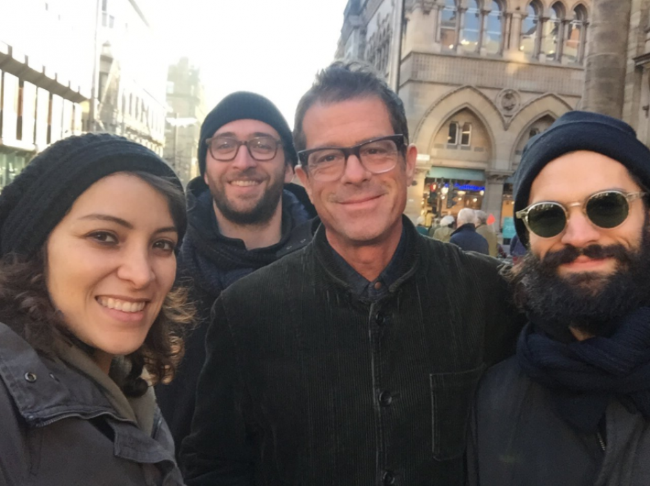 La cantante guatemalteca se unió a la marcha de mujeres desde Glasgow, Irlanda. (Foto: Twitter, @gaby_moreno)