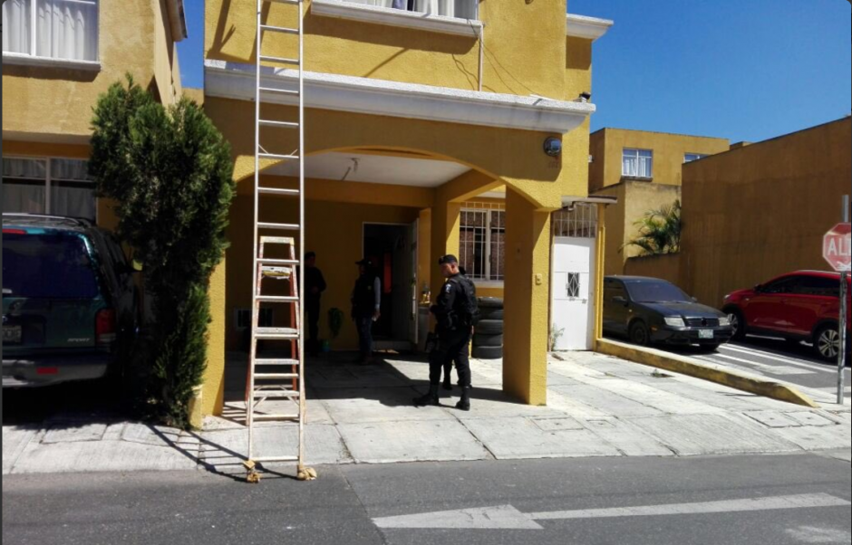 El allanamiento tuvo lugar en las casas 121 y 123 del residencial. (Foto: Ministerio Público)