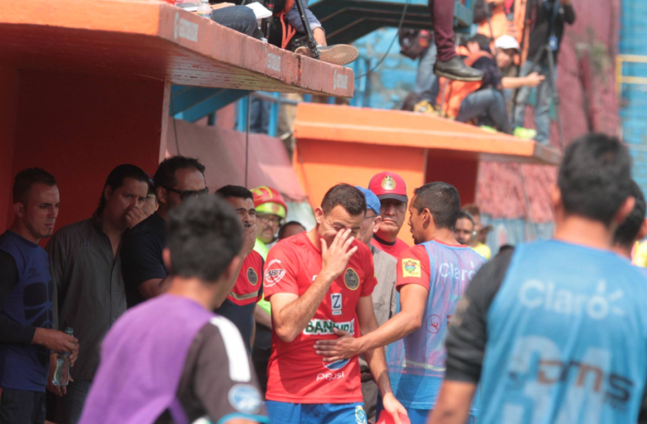 El jugador fue alertado sobre el fallecimiento mientras jugaba contra Guastatoya. (Foto: Luis Barrios/Soy502)