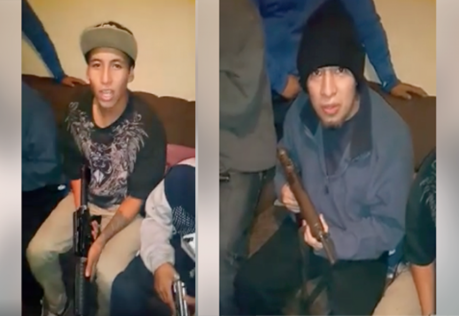 Los pandilleros detenidos aparecen en un video mostrando armas de fuego de alto calibre. (Foto: Captura YouTube)