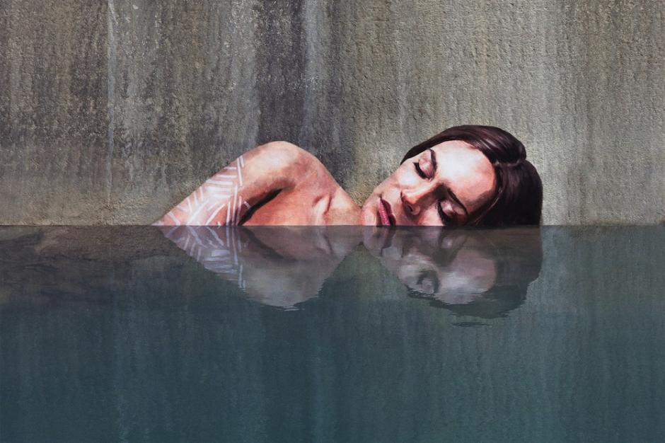 En esta pieza se ve como el artista Hula logra utilizar un muro y el nivel del agua para crear obras hiperrealistas. (Foto: Sean Yoro)