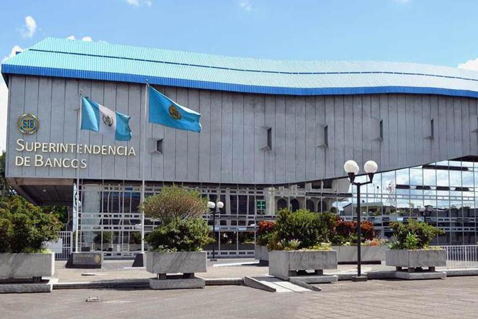 La Superintendencia de Bancos de Guatemala anunció el cierre de las entidades bancarias el próximo lunes. &nbsp;(Foto: Archivo/Soy502)&nbsp;