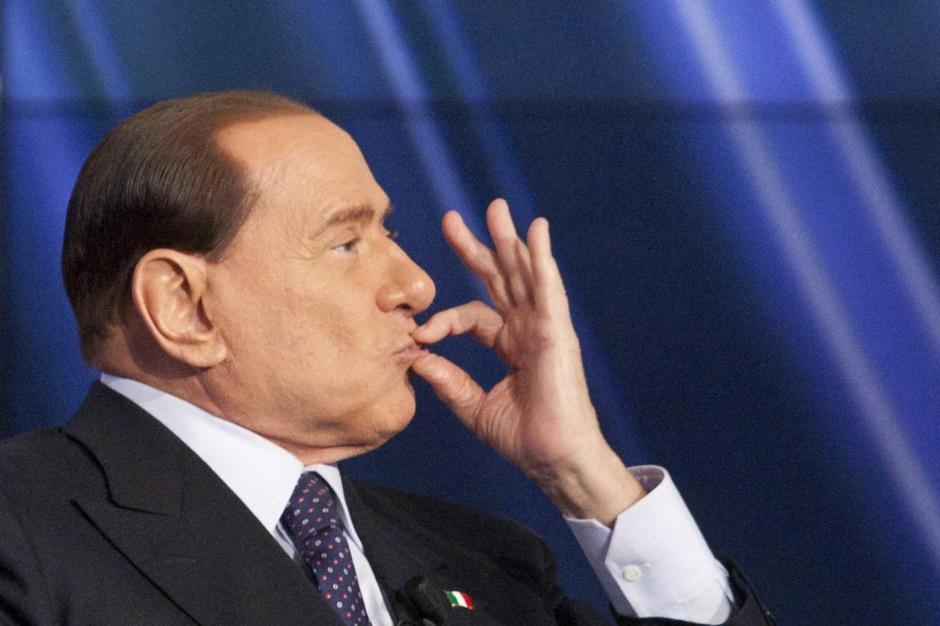 El polémico Berlusconi fue grabado amenazando a sus jugadores. (Foto: spynewsagendy.com)