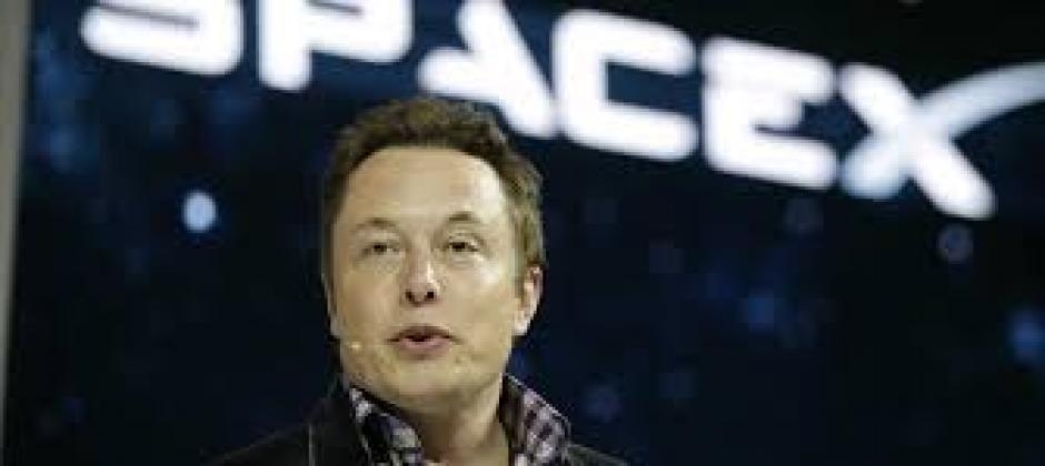 El empresario Elon Musk enciende la polémica al explicar su plan para que los humanos puedan vivir en Marte. (Foto: Internet)