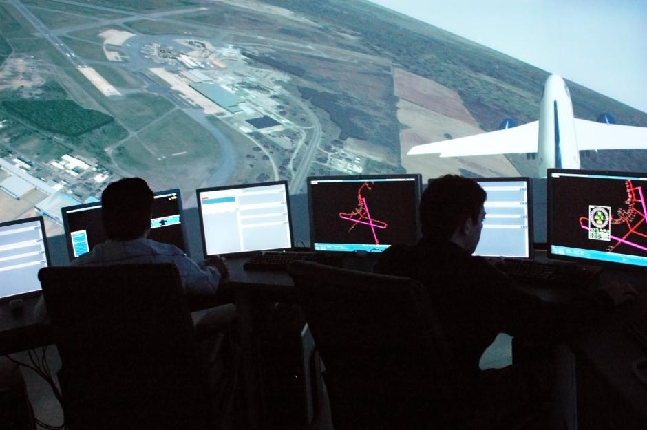 Los radares son instalados por la empresa española Indra, que ofrece soluciones aeronáuticas. (Foto: Indra)