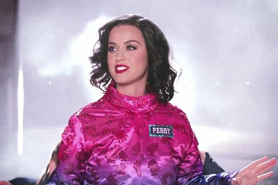 Katy Perry está en uno de los comerciales del Súper Tazón y actuará en el medio tiempo de dicho evento deportivo.&nbsp;